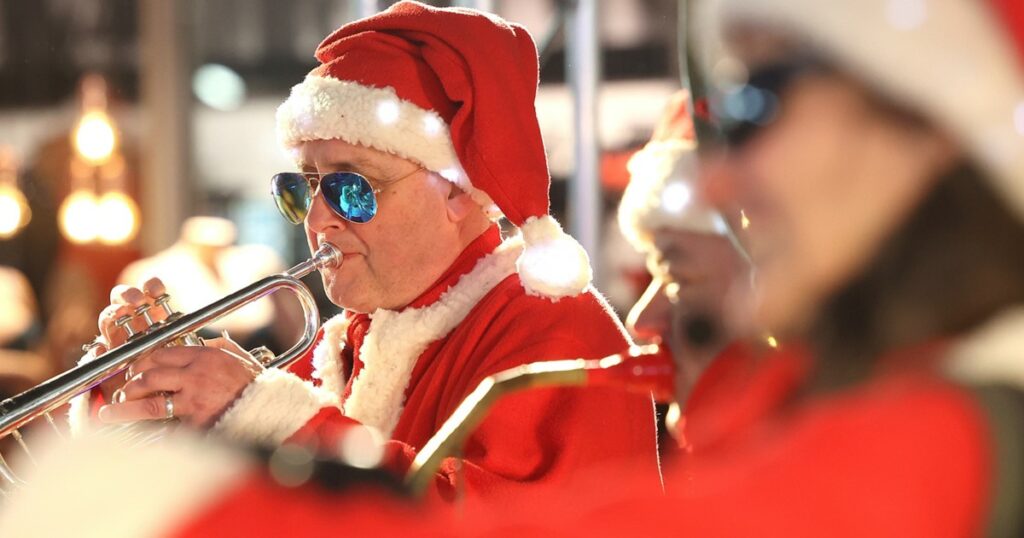 Santa Band at Liverpool ONE