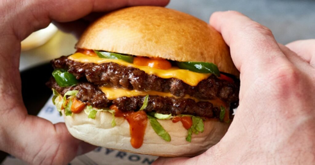 Byron Chilli Cheese Burger