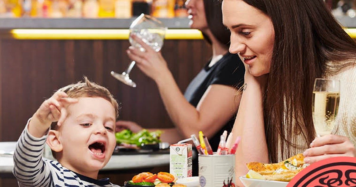 pizza express kids eat free